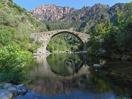 800px-Corse_Ota_pont_genois_Pianella_01-02-2018_11-56-17.jpg