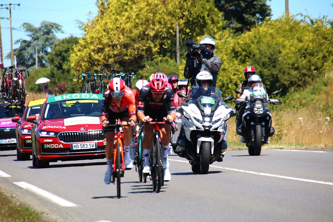 Tour de france 2025 St-Malo Mur de Bretagne passage st-René échappée Ewen Costiou ( arkea ), Alex Baudin (EF education), Marco Haller ( Tudor Suisse), Ivan Garcia (Movistar),Gerain Thomas (Ineos) 15h05.JPG